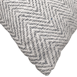 Coussin carré 40 x 40 cm en coton brodé avec motifs chevrons gris et écru - GLOW