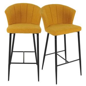 Lot de 2 chaises de bar H. 105 cm dossier forme de coquillage en tissu jaune moutarde piètement métal noir – MONTREAL