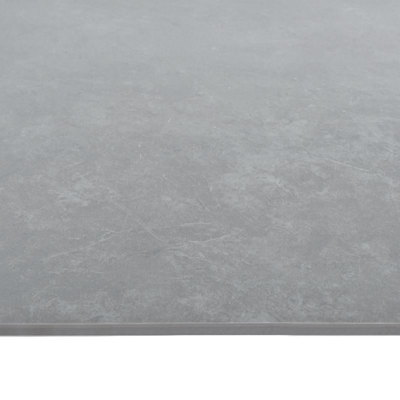 Table 130 x 70 cm en céramique gris béton et pieds métal noir - RYDER 2